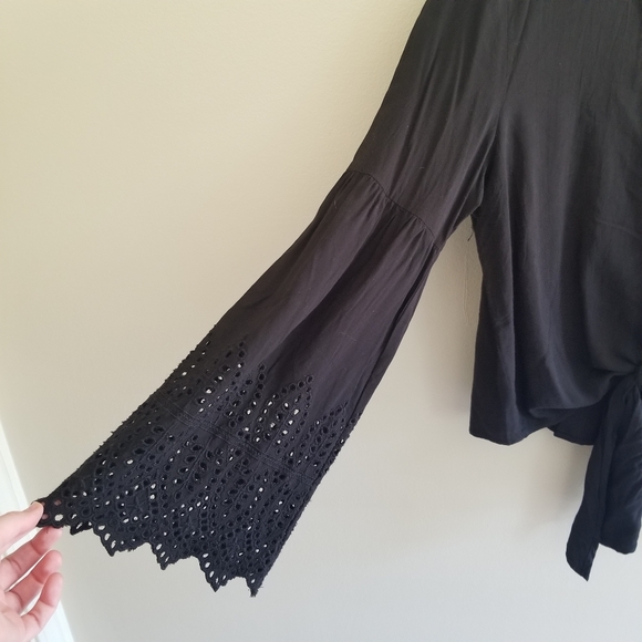Black Boho Tie Front V Neck Blouse - Picture 3 of 5